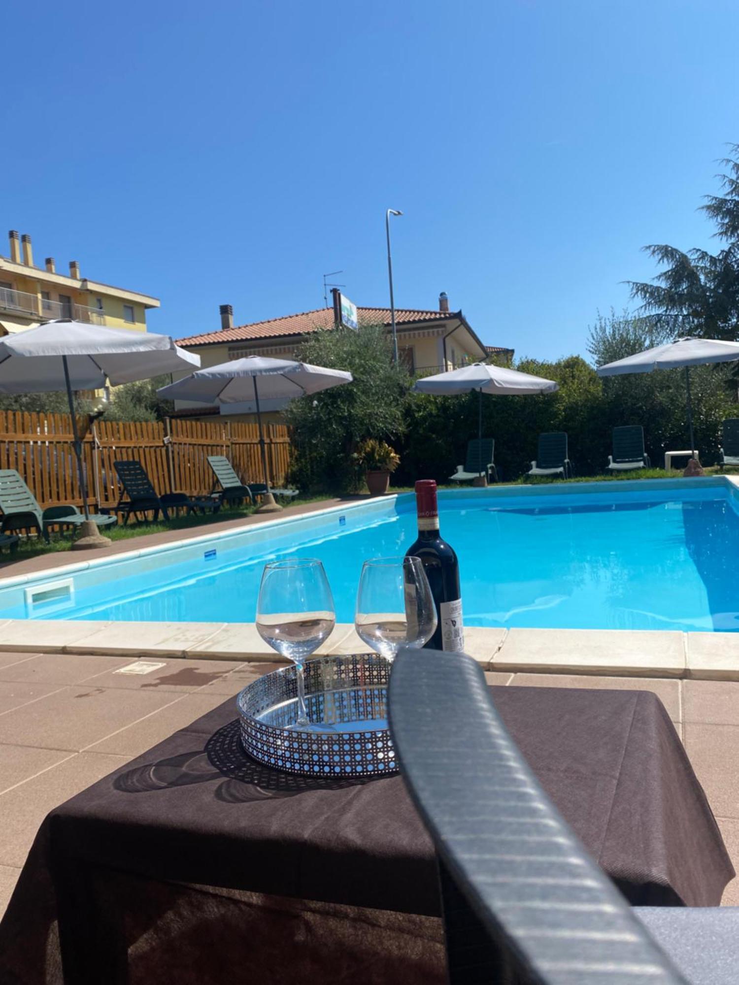 Hotel Belvedere Passignano sul Trasimeno Exterior photo